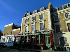 Earl of Essex, Islington, N1
