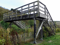 GOC Tring 122: Bridge over the canal