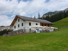 Malga Ra Stua - 6,890