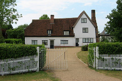 Hoglands, Perry Green