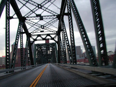 hawthorne_bridging