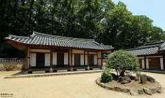 Korea_Gangneung_Danoje_Jangneung_06