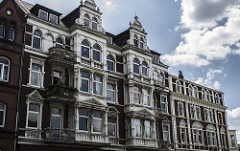 For The Rich And Beautiful