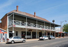Tumut Royal Hotel