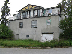 Trip to Wawa - various scenes of the town and visitor centre