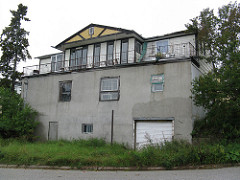 Trip to Wawa - various scenes of the town and visitor centre