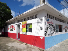 El Recuerdo Bar