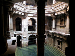 Adalaj Stepwell