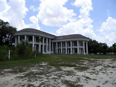 Abandoned Mafia Manson