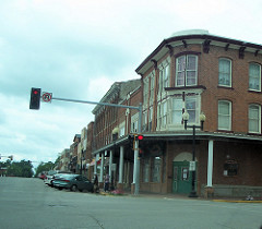 mount pleasant iowa -around the square.jpg