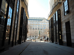 Walkway Erzsébet tér - József Nádor tér, Budapest