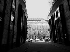 Walkway Erzsébet tér - József Nádor tér, Budapest