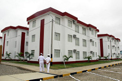 ENTREGA DE VIVIENDAS EN LA CIUDAD DE TUMBES