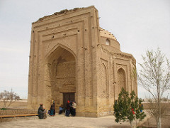 Sultan Ali Mausoleum