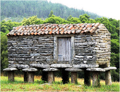 3342-Horreo no Pazo do Allo en Zas (Coruña)