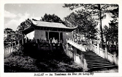 Lăng Long Mỹ Quận công Nguyễn Hữu Hào (cha của Nam Phương hoàng hậu) tại Đà Lạt