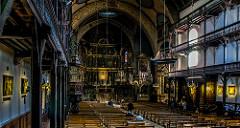 Soyeuses parures ///  Silky fineries