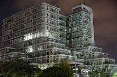 那覇市役所 Naha City Hall