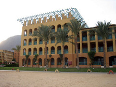 Taba Heights