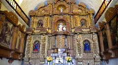 P1030748 Pérou, cañon del Colca, Maca, le retable de l