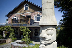 Tofino art and craft