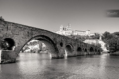 Béziers B&W