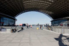 The Yantain train station is a bit over sized.