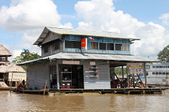Colombia: Boat from Leticia to Isla Santa Rosa (Peru)
