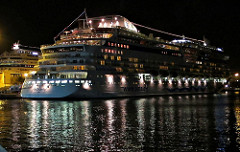 Los cruceros AIDAbella y AIDAsol en el Muelle de Santa Catalina de Las Palmas de Gran Canaria