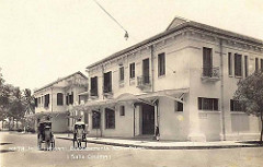 Hué - Hôtel Morin Frères (rue Jules-Ferry, nay là đường Lê Lợi). Phòng chiếu phim tại khách sạn Morin
